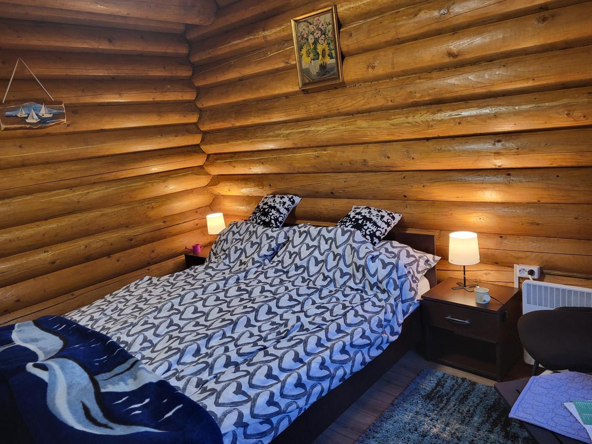 Woodhouse Lägenhet Eger Exteriör bild
